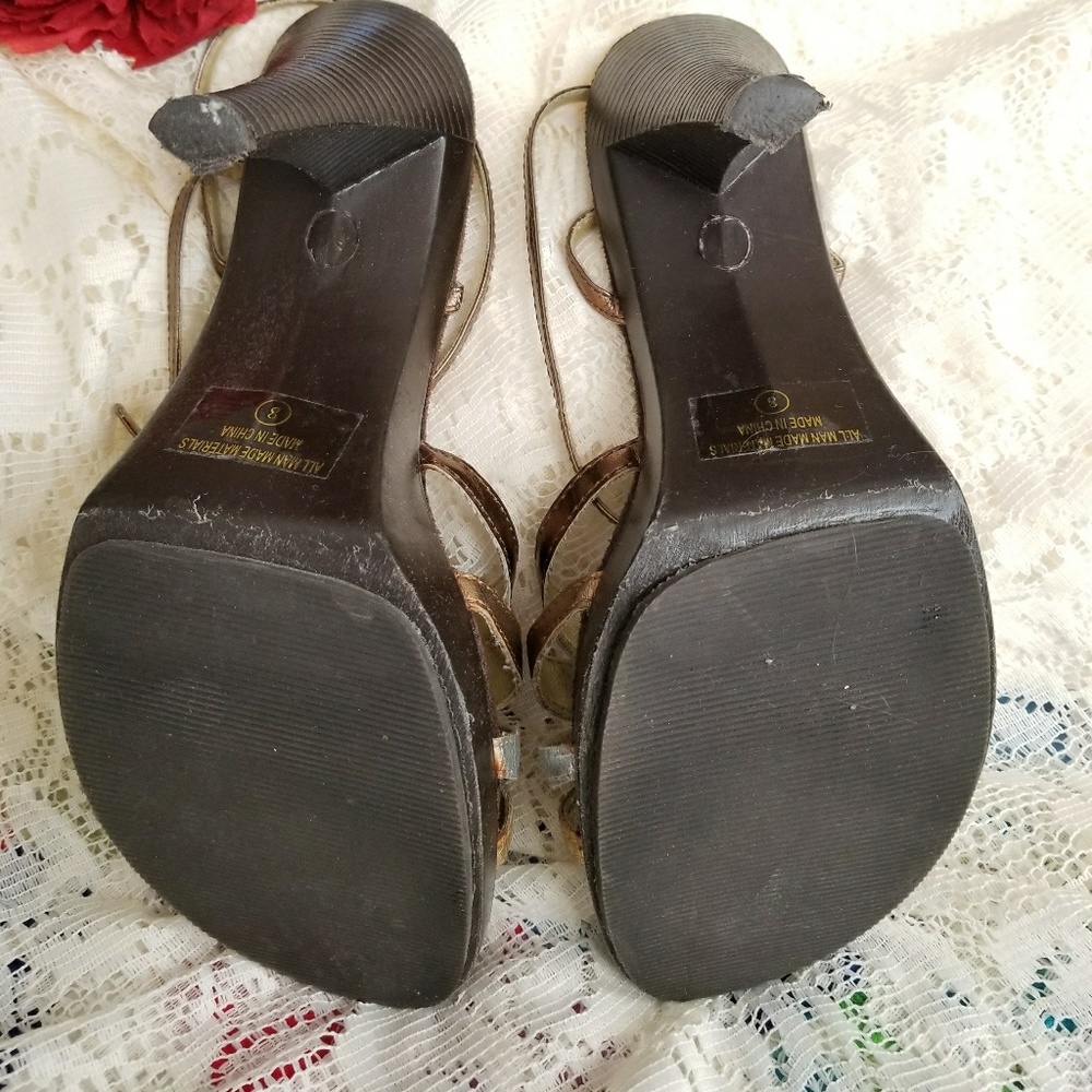 Platform heels - Picture 3 of 3